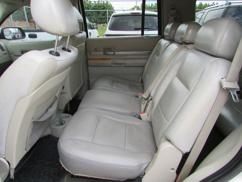 Imagen 6 de 15 de Chrysler Aspen 2008 Limited