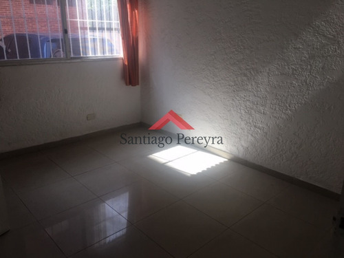 Local En Venta Con Alquiler Anual- Ref: 4895