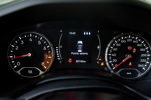 Imagen 11 de 15 de Jeep Renegade 1.8 Sport