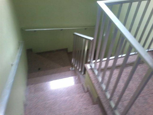Imagem 15 de 30 de Bem Localizada 4 Dormitorios 1 Suite 3 Banheiros Sala 2 Ambiente 2 Vagas Na Garagem 1 Cozinha Grande Escritorio Deposito Para Alimentos Area De Serviço Com 2 Tanques - Hm1628