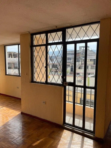 Imagen 14 de 20 de De Oportunidad Vendo Departamento, Cerca Al Quicentro Sur