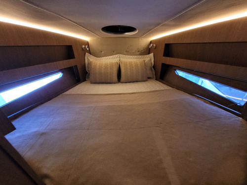 Lancha Solara 410 Ht 2025 Triton Ventura Phantom Cimitarra