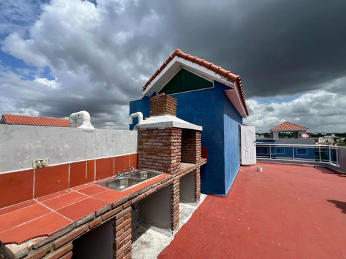 Alquilo Apartamento 4to Nivel Las América