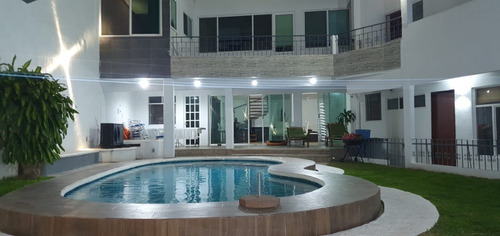 Imagen 3 de 18 de Casa Alberca Caldera 8 Personas Ubicación Zona Dorada $2500 Hasta P/20 Personas 300 P/extra