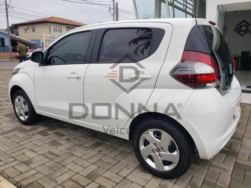 Imagem 4 de 15 de Fiat Mobi 1.0 Evo Flex Like. Manual