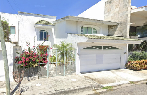 Casa En Venta ¡excelente Inversión! Única Oportunidad De Adquirir Esta Propiedad