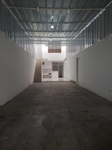 Alquilo Amplio Local Comercial En Huaral