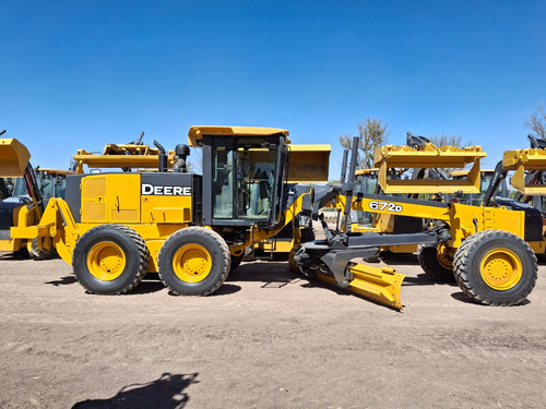 Motoconformadora John Deere 672d 2006
