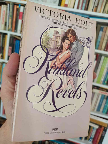 Kirckland Reads  Victoria Holt  Fawcett Crest En Ingles