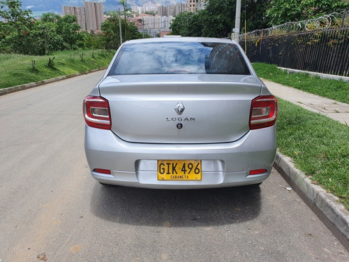 Renault Logan 2021 1.6 Authentique