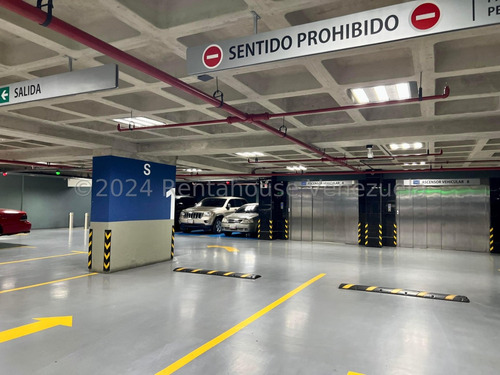 Oficina En Alquiler En Las Mercedes Torre Sena