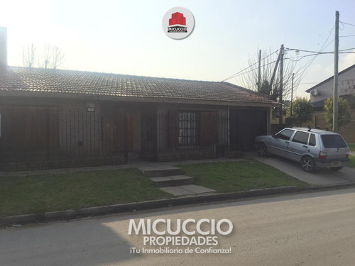 Casa En Venta, Corrientes 393, Belén De Escobar