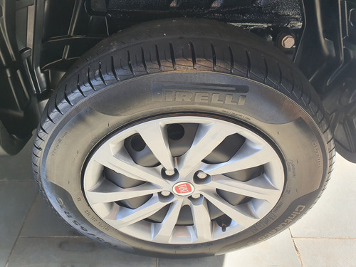 Fiat Strada 1.3 Freedom Cab. Dupla Flex 4p