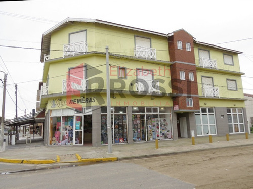 Venta En Block, 10 Departamentos + 4 Locales  - Gas Natural