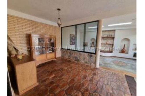 Imagen 17 de 21 de #23-15357 Comodo Y Amplio Townhouse Ubicado En Llano Alto