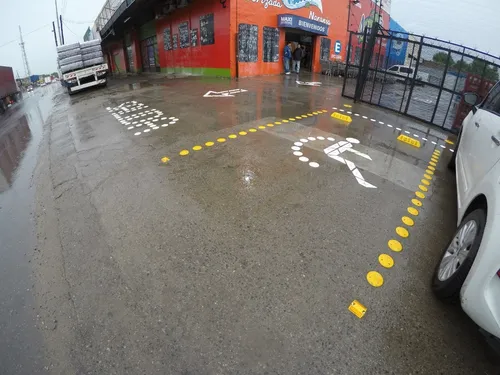 Kit Linea Div Estacionamiento Punto + Tacha -tope Urbano S.a