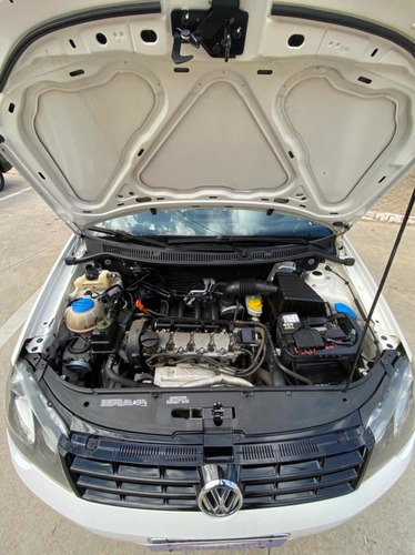 Imagem 11 de 13 de Volkswagen Polo 2012 1.6 Vht Total Flex 5p