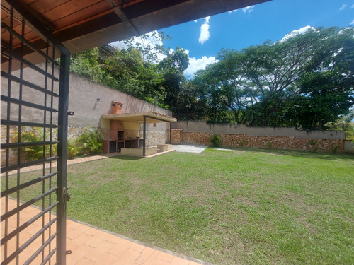 Vendo Casa 350m2 Terrazas Del Club Hipico 0148
