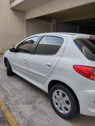 Peugeot 207 1.4 Active 75cv