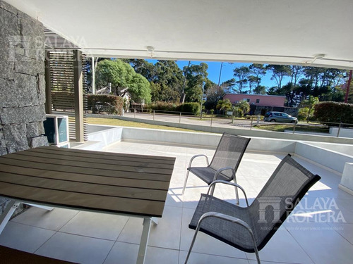 Imagen 4 de 16 de Venta: Un Dormitorio Y Medio Excelente Servicios Punta Del Este