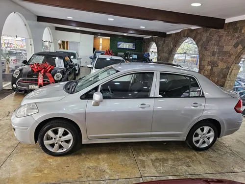 Nissan Tiida 1.8 Advance Sedan Mt