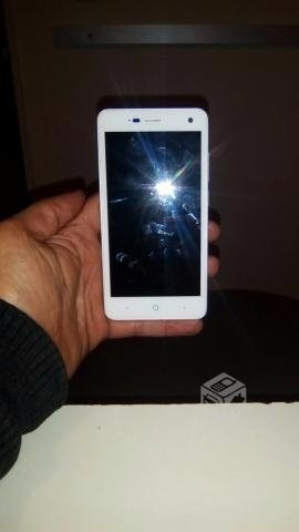 Zte Blade L3 Con Detalle