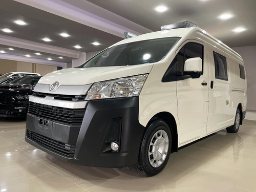 Toyota Hiace 2.8 Tdi Furgón 6at L2h2 3a 5p