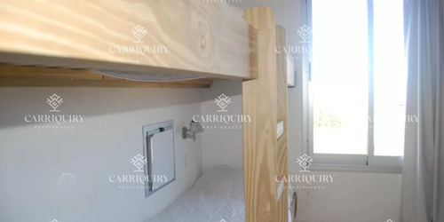 Venta De Casa En Manantiales- El Chorro. 4 Dormitorios En Suite