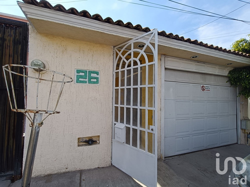 Venta Casa 5 Ambientes El Batan