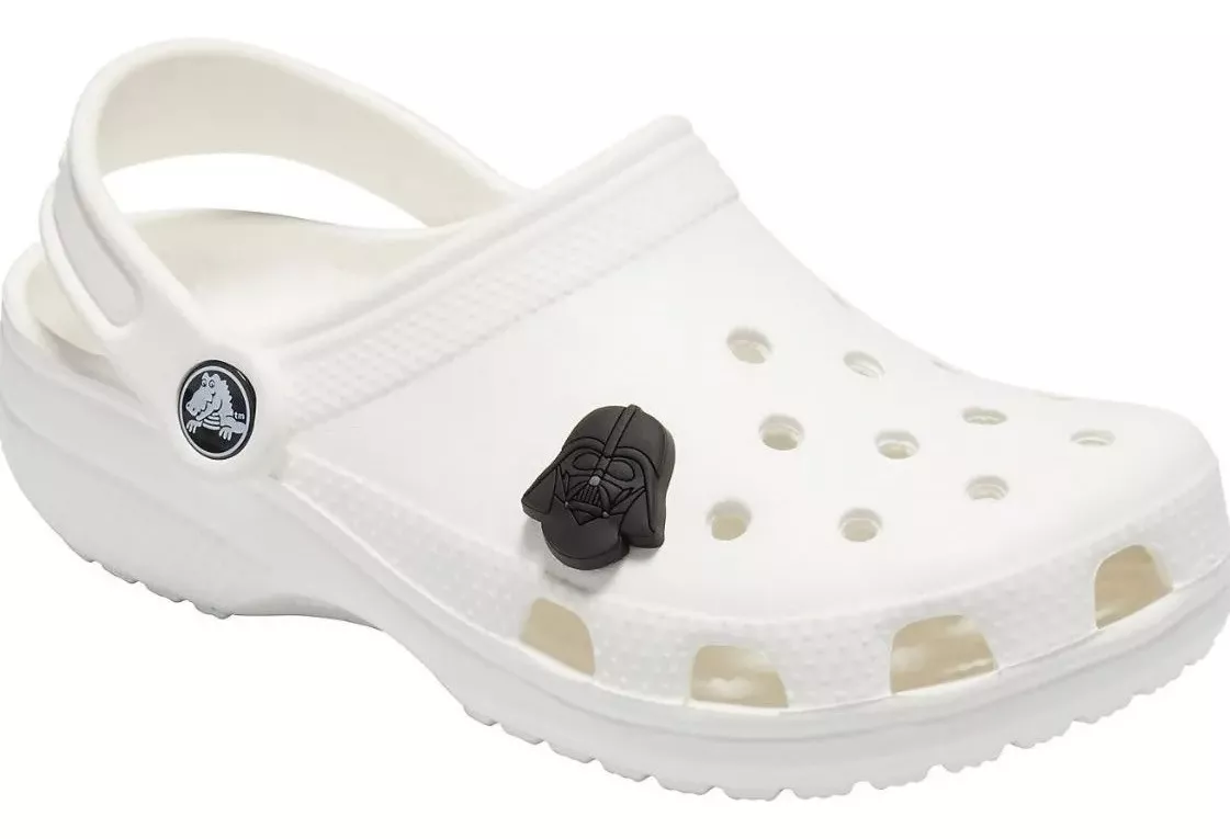 Tercera imagen para búsqueda de crocs negro