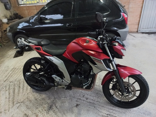 Imagem 3 de 12 de Yamaha Fazer 250