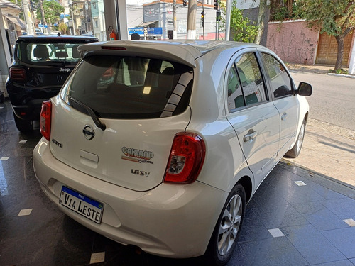 Nissan March 1.6 16v Sv 5p