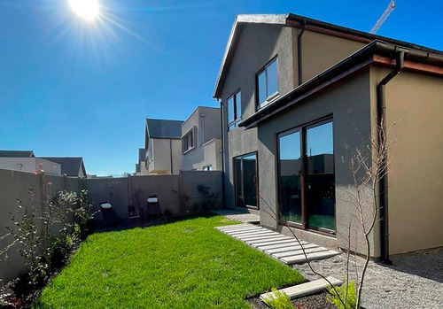 Cumbres del Peral – Condominio Las Camelias