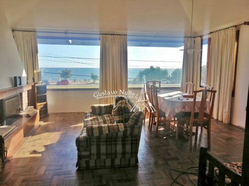 Chalet Frente Al Mar- Ref: 3656