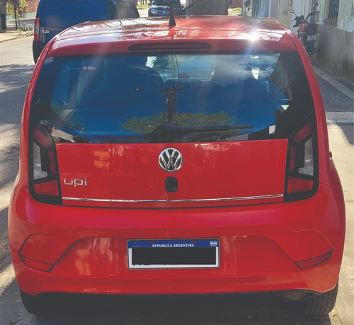 Volkswagen Up! 1.0 High Up! 75cv 5 p