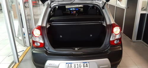 Toyota Etios Cross