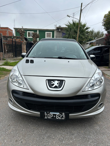 Peugeot 207 2.0 Sedan Xt Hdi