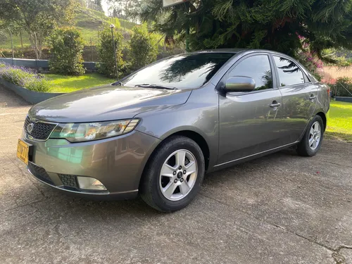 Kia Cerato Forte 2014 Triptonico 1.6cc 118.000kms