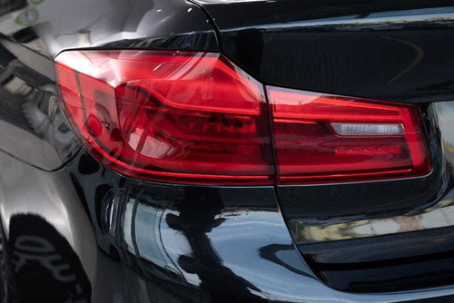 Imagem 14 de 15 de Bmw 530e Msport 2.0t 252cv Hybrid C/teto Aut./2020