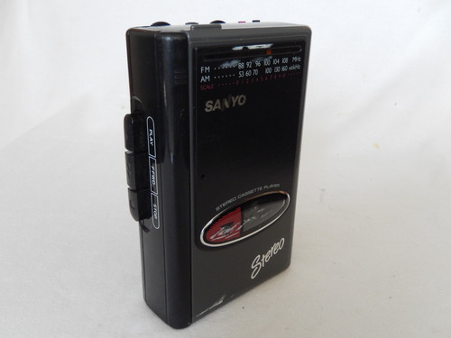 Sanyo M-gr63 Reproductor De Cassettes Am-fm Walkman Negro (Usado)