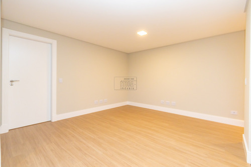 Imagem 25 de 30 de Apartamento Com 3 Dormitórios À Venda Com 187.47m² Por R$ 1.056.110,25 No Bairro Cristo Rei - Curitiba / Pr - Ap 1898