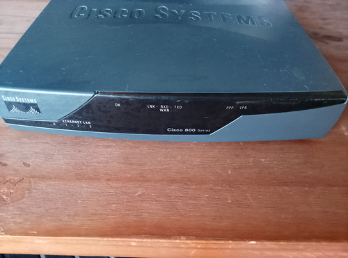 Router Integrado Cisco 871-k9 (Usado)
