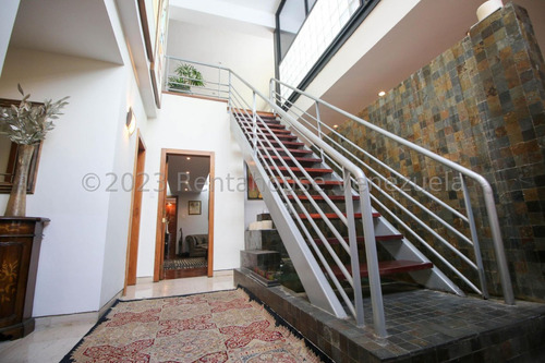 Maravilloso Y Amplio Ph En Venta Con Inmejorable Ubicación Sebucan