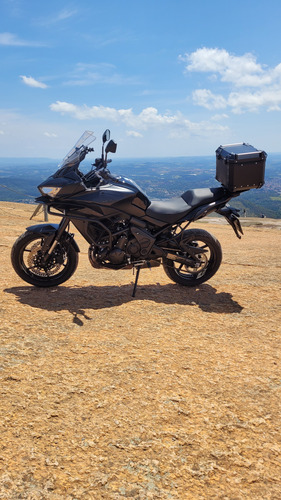Vendo Versys 650 Abs Ano 2023 Preto Com 8 Mil Km.