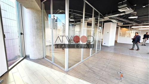 Oficina 166 M2 - Metro Los Leones A 1 Cuadra Edificio Leed
