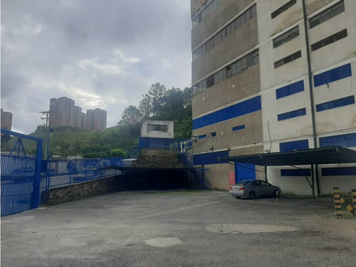 Caricuao Galpón En Venta