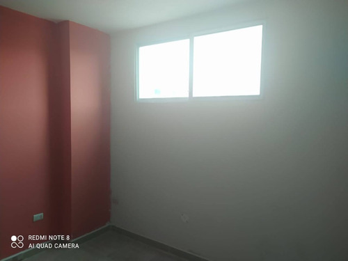 Alquilo Departamento En 3ra Planta En Urbanor