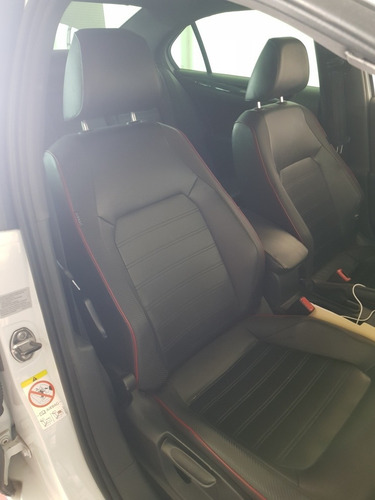 Imagen 15 de 15 de Volkswagen Jetta 2014 2.0 At
