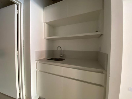 Imagen 10 de 21 de Entrega Inmediata! Hermosa Oficina De 160m2 Sobre Av. Libertador!