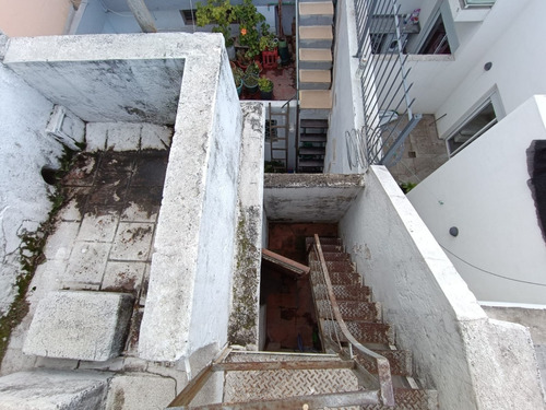 Casa En Venta 3 Dormitorios, Balcón Y Azotea